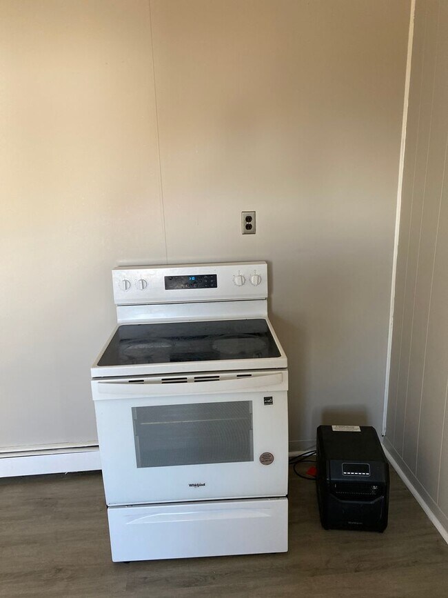 Building Photo - 418-420 St Frances Cabrini