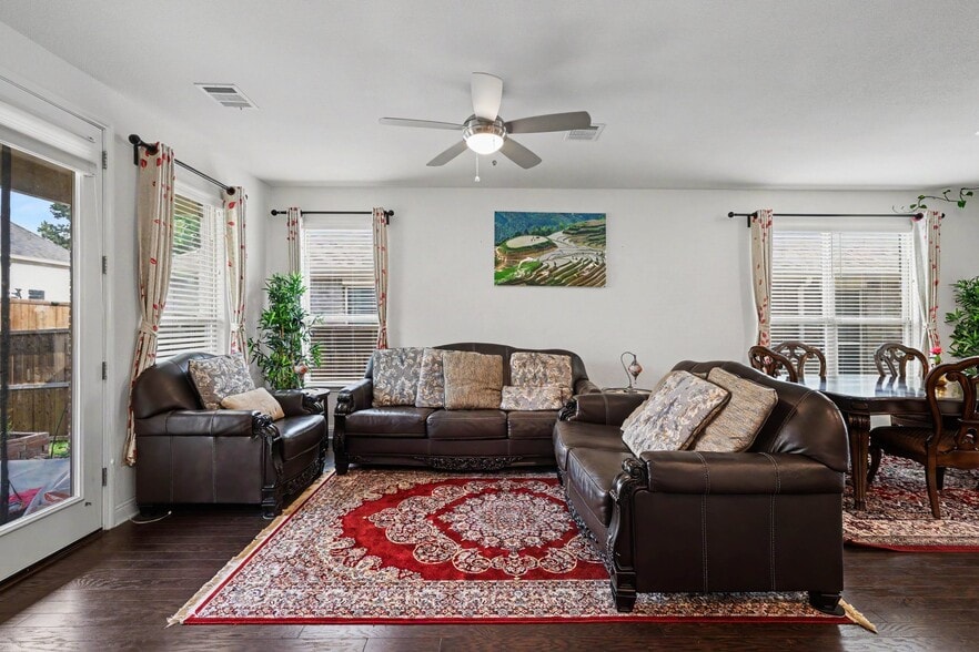 Building Photo - 8170 Rabbit Dr