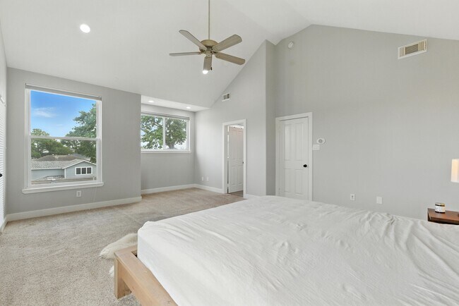 Building Photo - 1317 Bomar St