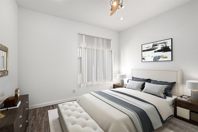 Building Photo - 5712 Winsome Ln