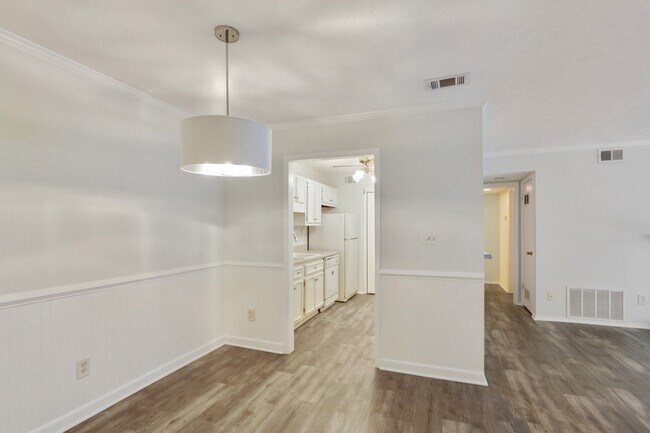 Dining room - 1203 Vicksburg Pl