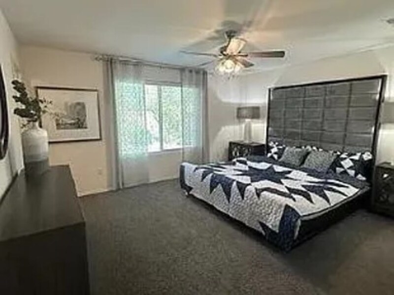 Building Photo - 13037 E Iron Chief Dr