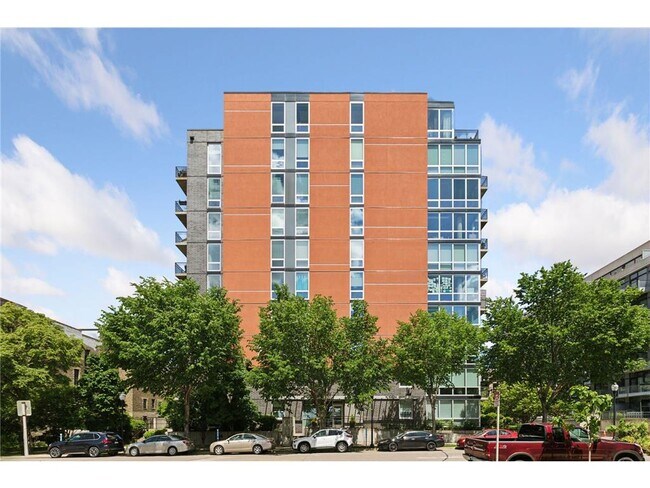 Building Photo - 730 N 4th St