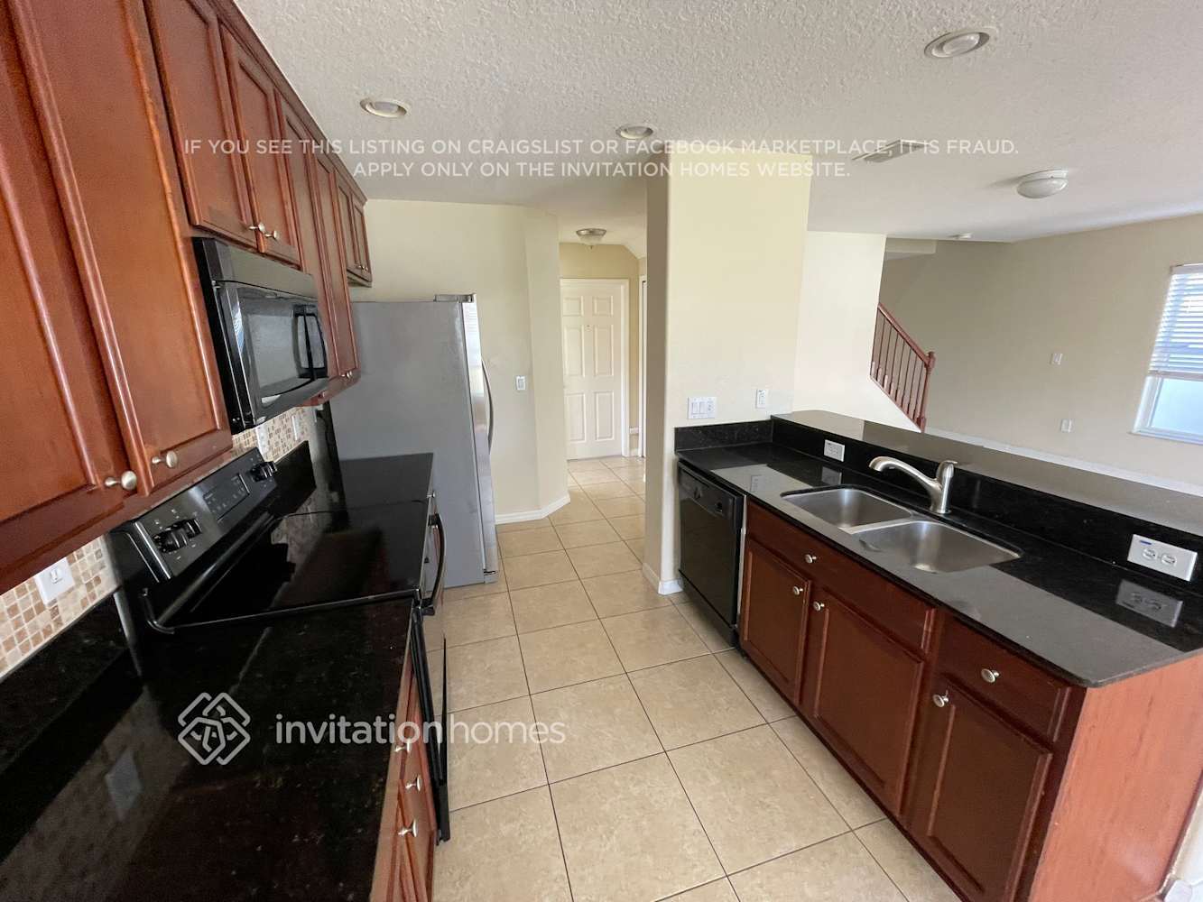 Building Photo - 3340 Cardinal Feather Dr