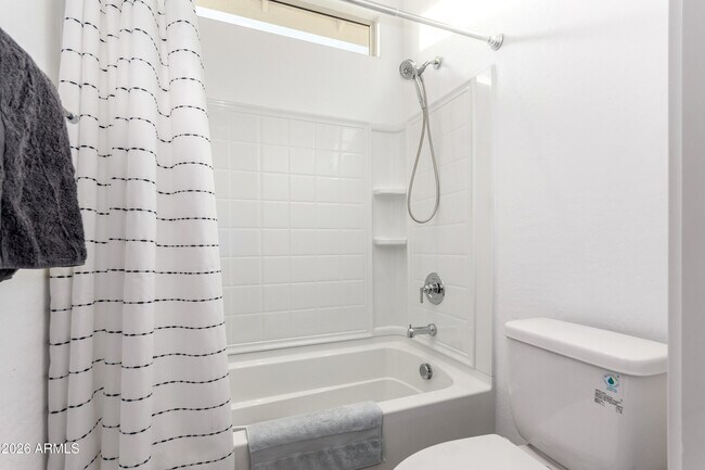 Building Photo - 2034 W Sleepy Ranch Rd