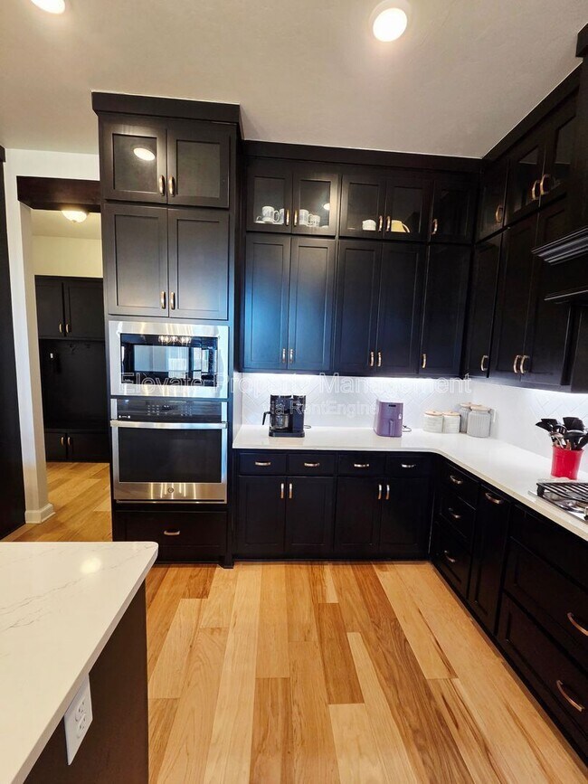 Building Photo - 1101 Sawmill Rd