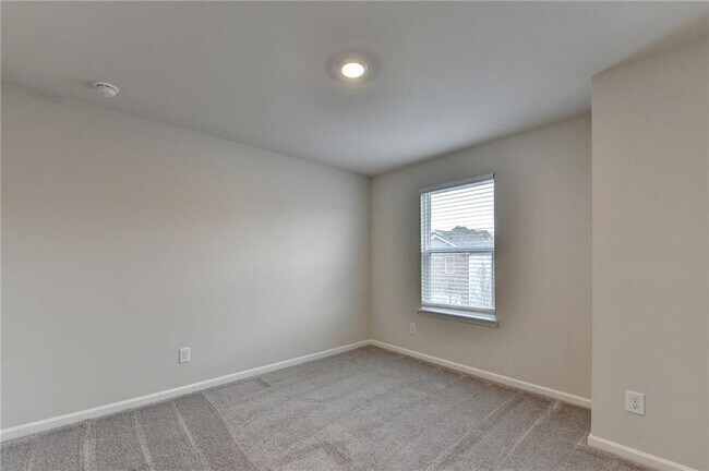 Building Photo - 2214 Whitworth St