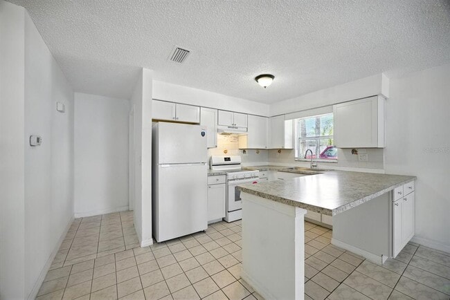 Building Photo - 3165 Downing St