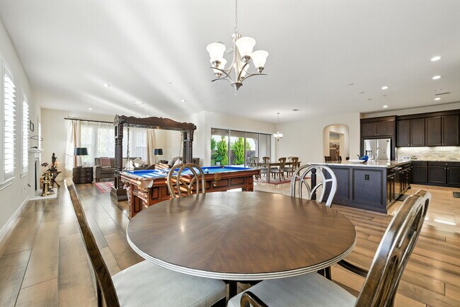 Building Photo - 201 Corriedale Ct