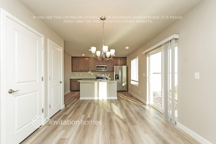 Building Photo - 11851 Mission Peak Pl