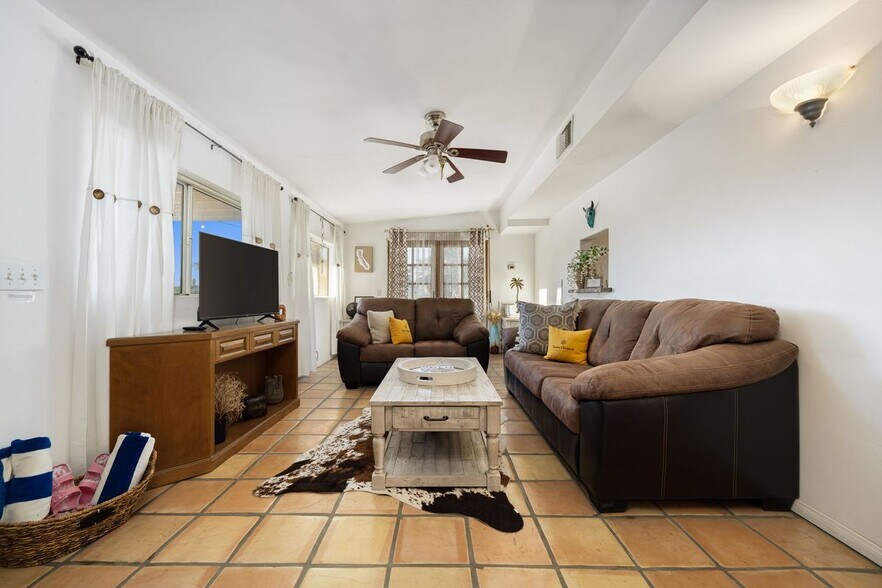 Building Photo - 80886 Avenue 50