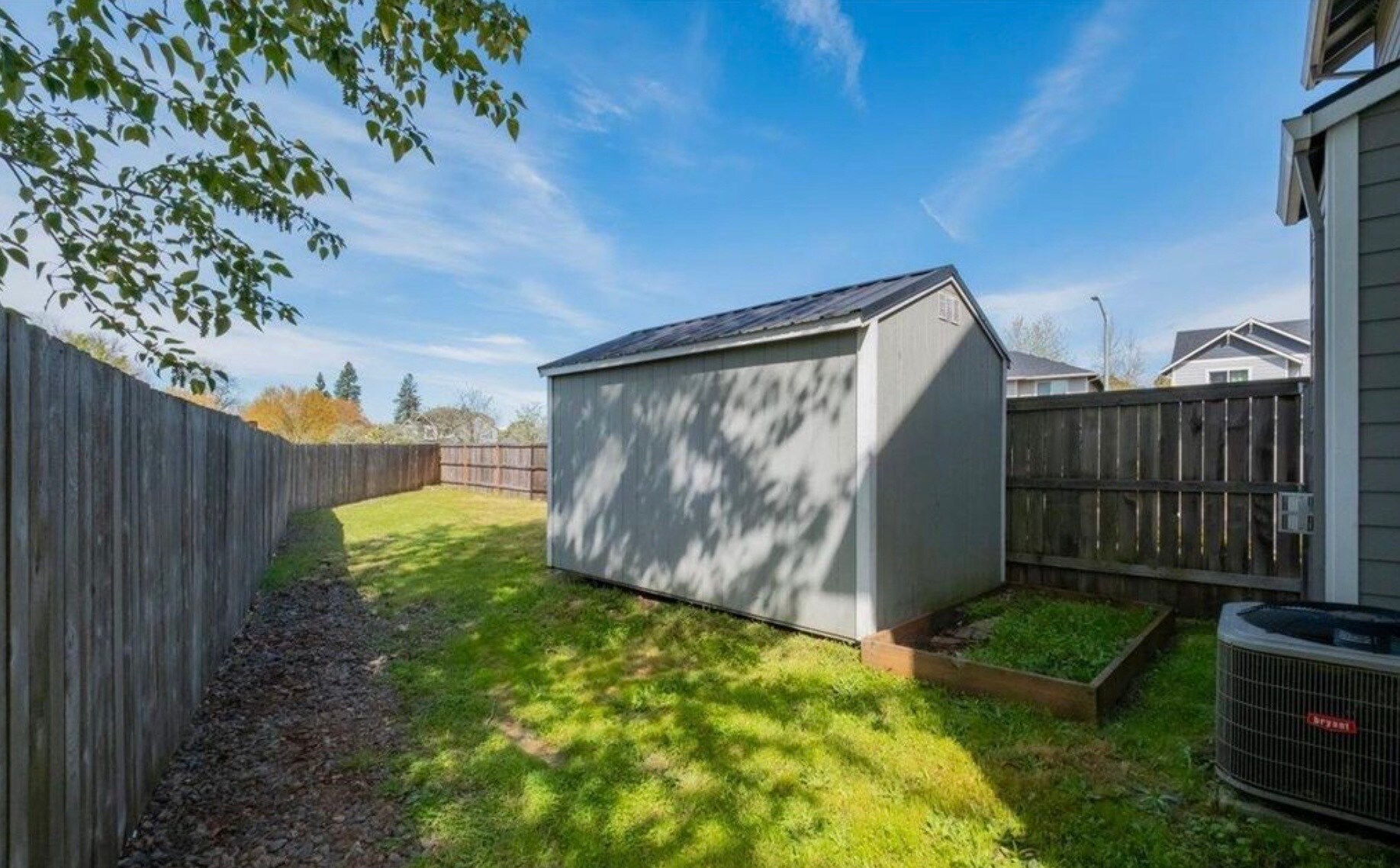 Building Photo - 4164 Sagecrest Dr NE