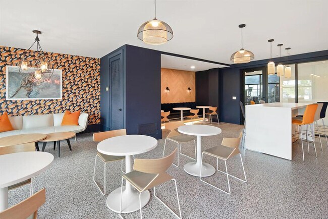 Building Photo - 8890 Founders Square Dr