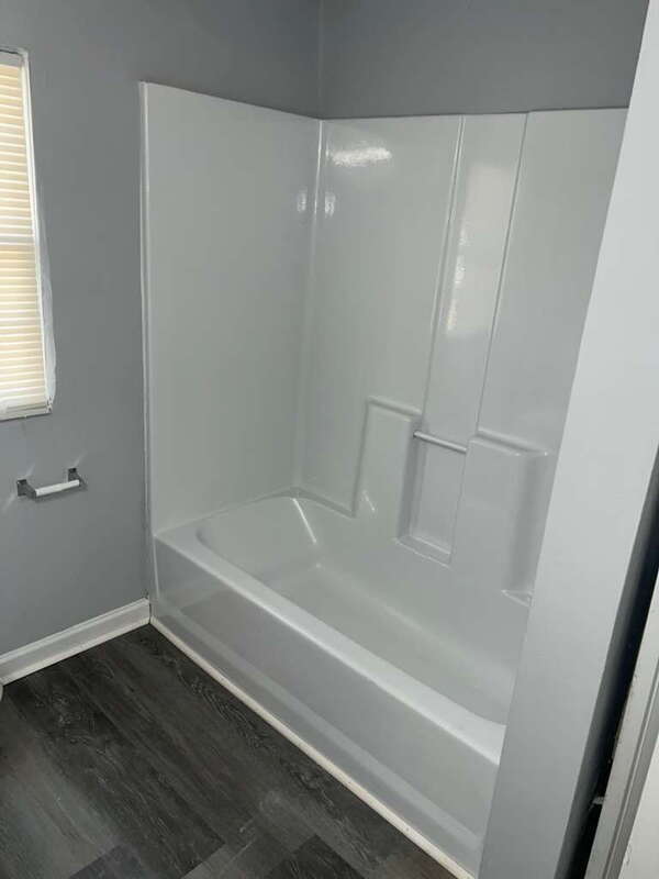 Building Photo - 5038 Westbrook Rd