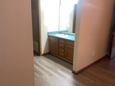 Building Photo - 1209 Nottingham Rd