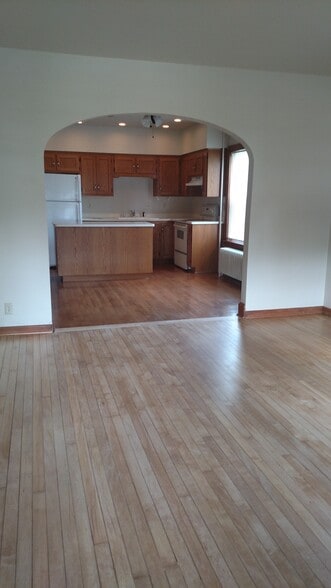 Building Photo - N70W5528 Bridge Rd