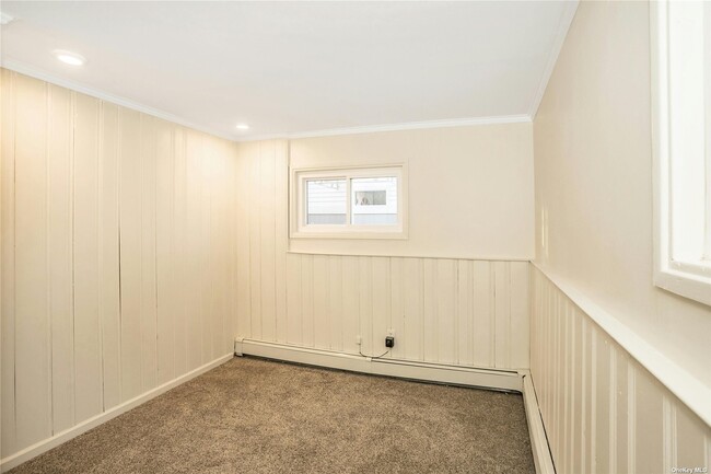 Building Photo - 88 Choir Ln