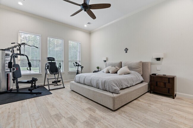 Building Photo - 25019 Butler Hill Ct