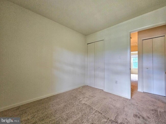 Building Photo - 4802 Treasure Ct