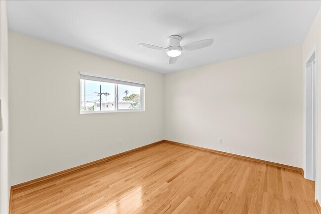 Building Photo - 1701 Washington Way