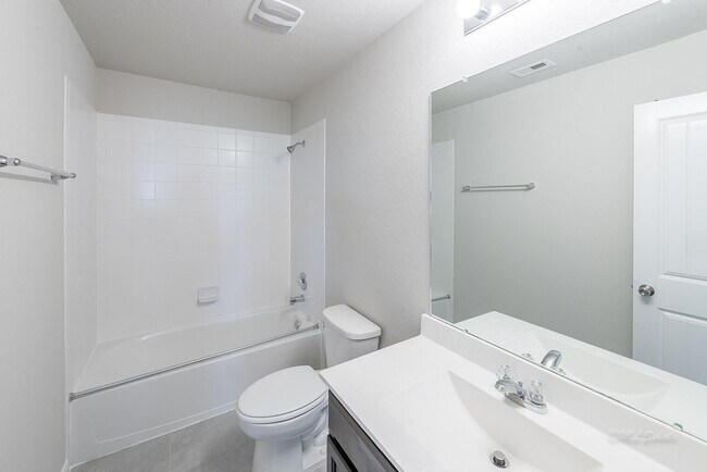 Building Photo - 29526 Patricias Wy