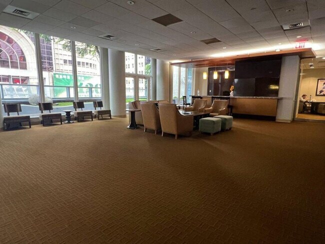 Building Photo - 1600 Broadway