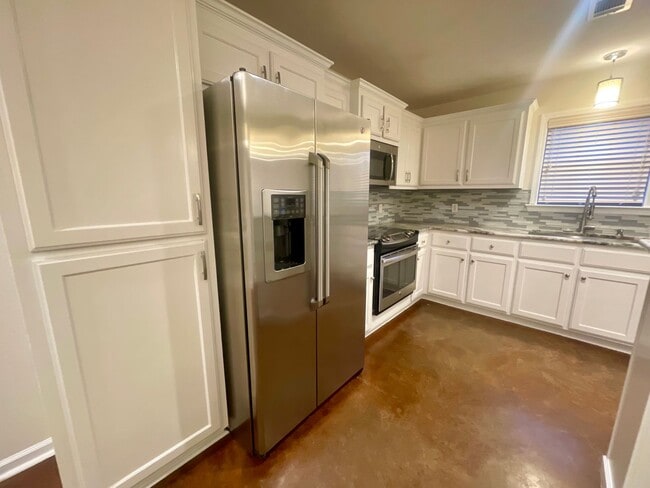 Building Photo - Great home for rent!