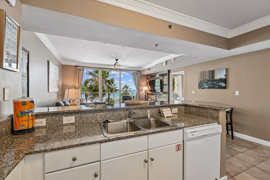 Building Photo - 104 Gulfside Ct