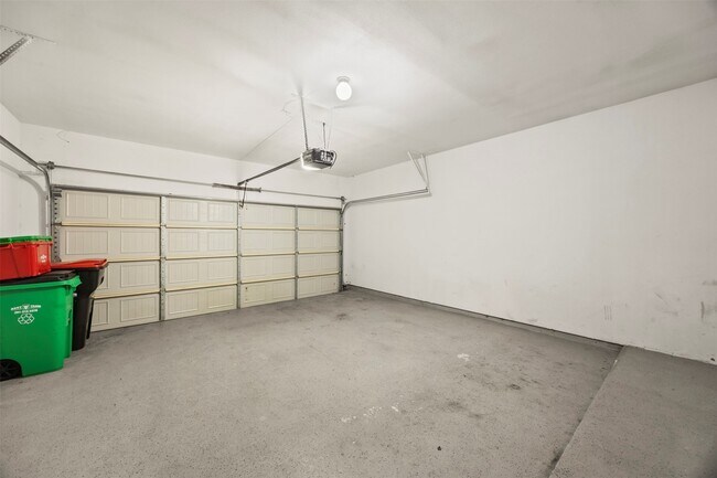 Building Photo - 2765 Maybrook Hollow Ln