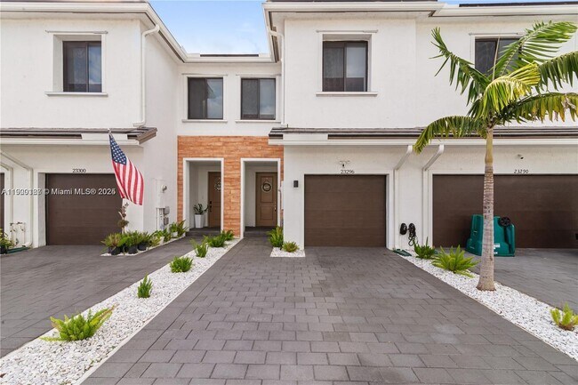 Primary Photo - 23296 SW 110th Ct