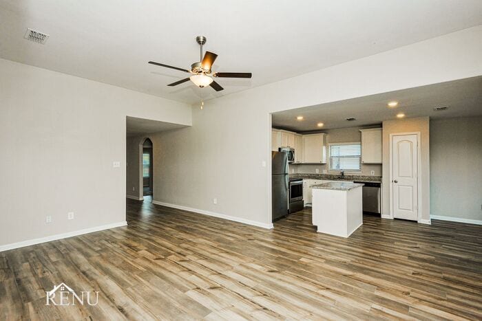 Building Photo - 162 Drifter Dr
