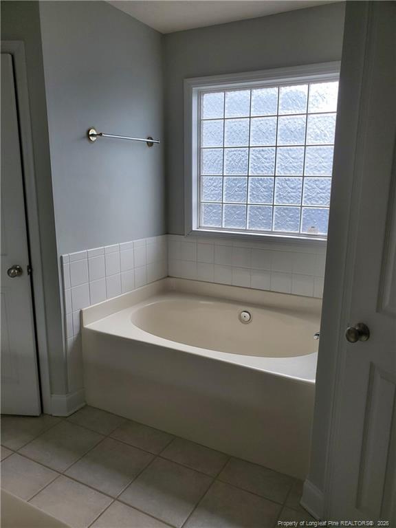 Building Photo - 5613 Edwin Deaver Dr