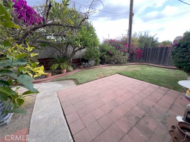 Building Photo - 462 Crestvale Dr