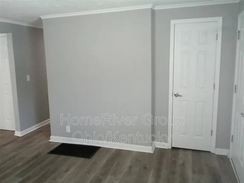 Building Photo - 2237 Gerbert Rd