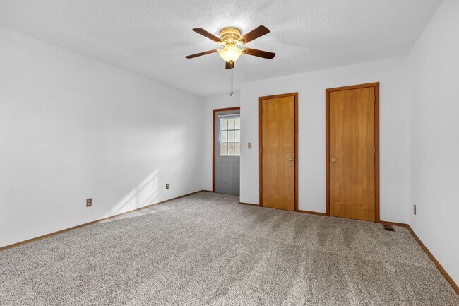 Building Photo - 12405 Bethel Blacktop Rd