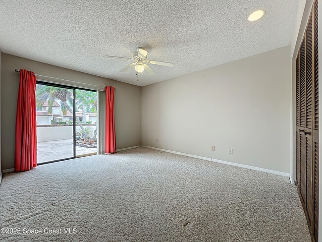 Building Photo - 330 Markley Ct