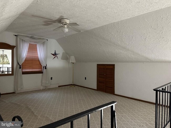 Building Photo - 412 Northwood Cir