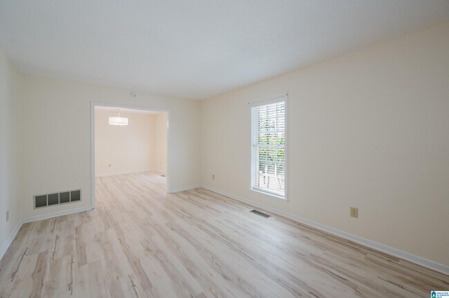 Building Photo - 1828 Jacobs Ln