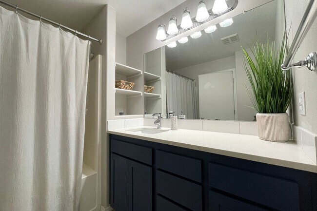 Building Photo - MOVE IN SPECIAL: 50% OFF FIRST MONTHS RENT...