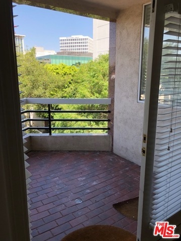 balcony - 120 S Crescent Dr