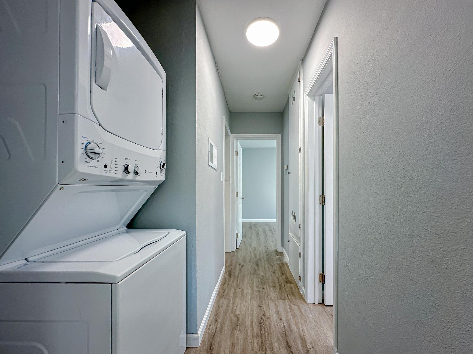 Building Photo - 158 W Del Amo Blvd