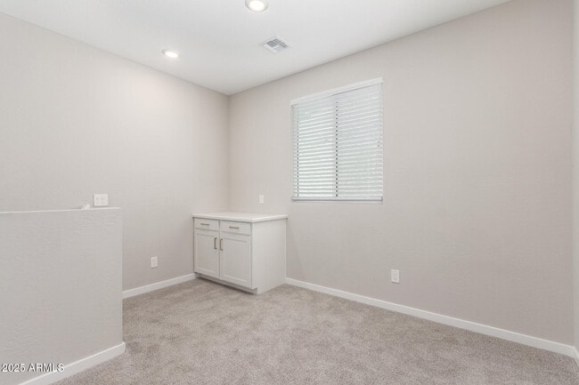 Building Photo - 4833 S Ferric