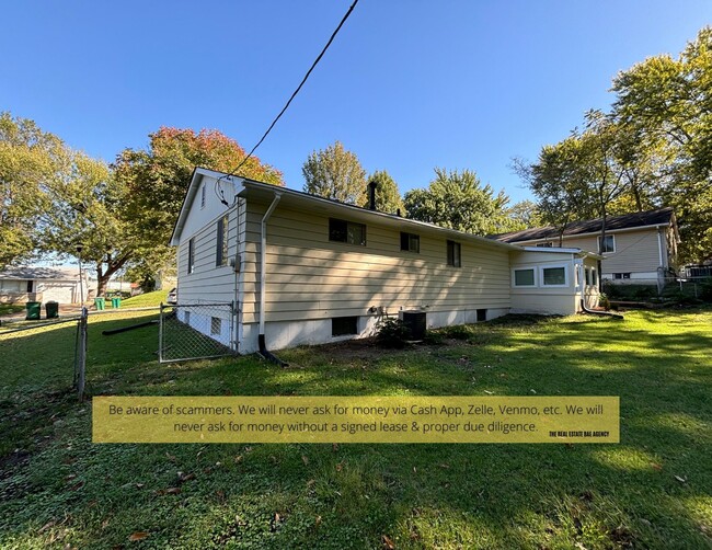 rear of home - 522 Alcove Ave