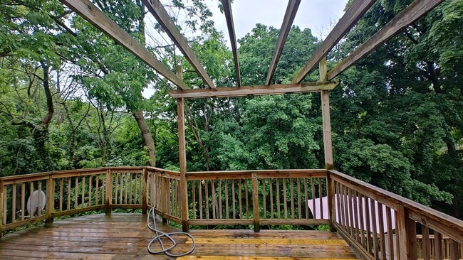 Building Photo - Ephrata Townhome 3 bed 1.5 bath