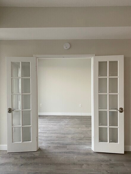 French Doors to Den - 1530 Key Blvd