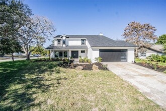 Building Photo - 6370 Conniewood Square