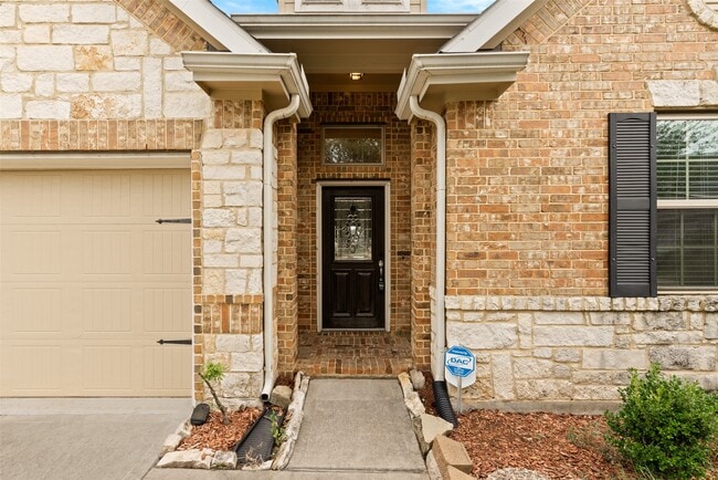 Building Photo - 20335 Weeping Pine Way