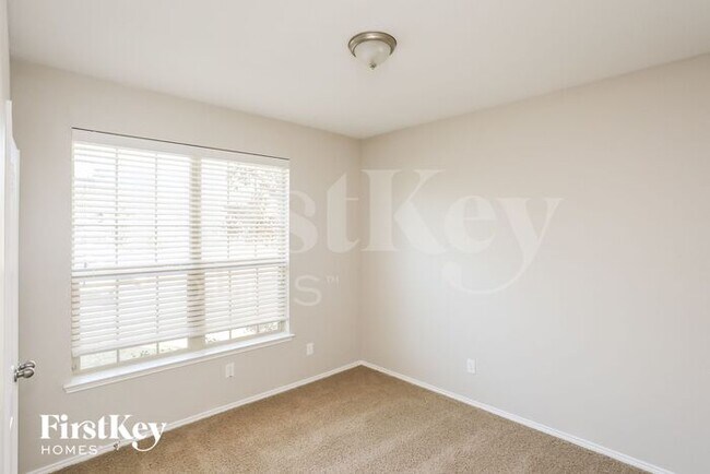 Building Photo - 108 Arabian Rd