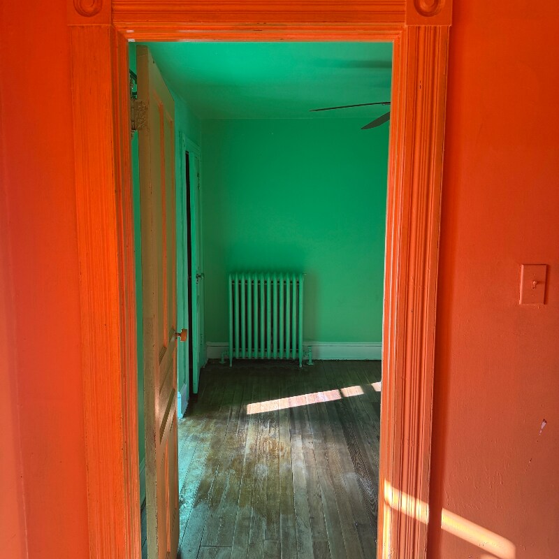 Building Photo - 350 E New St