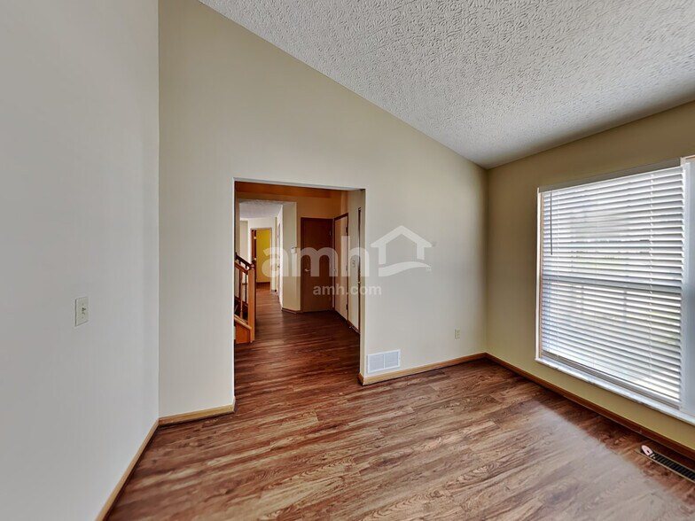 Building Photo - 1212 Preeman St
